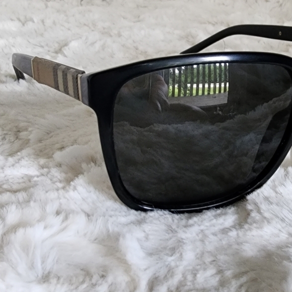 Burberry B 4181 Black Nova Check Square Sunglasses